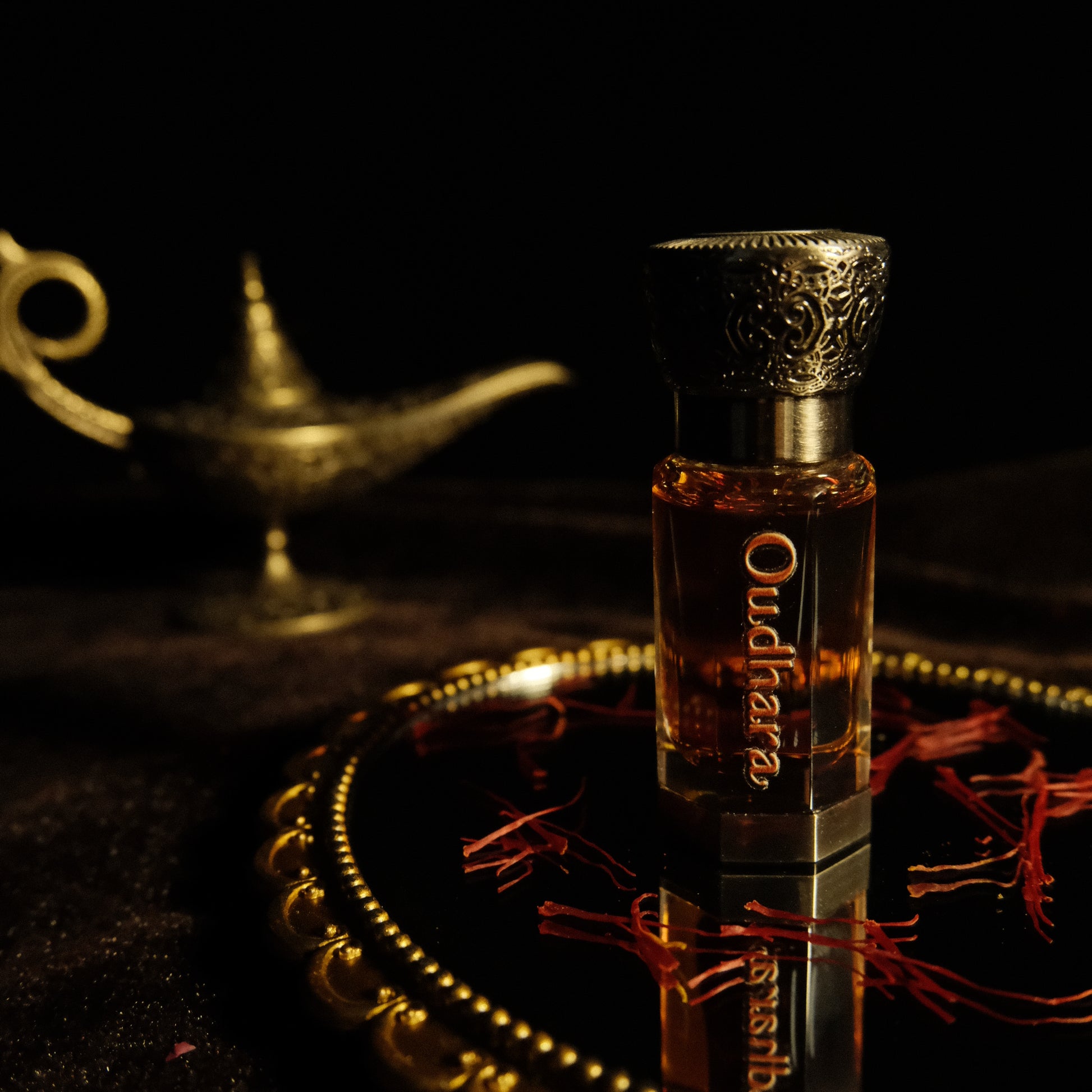 oudhara_majlis_6ml_oud_aroma_scene_001.jpg
