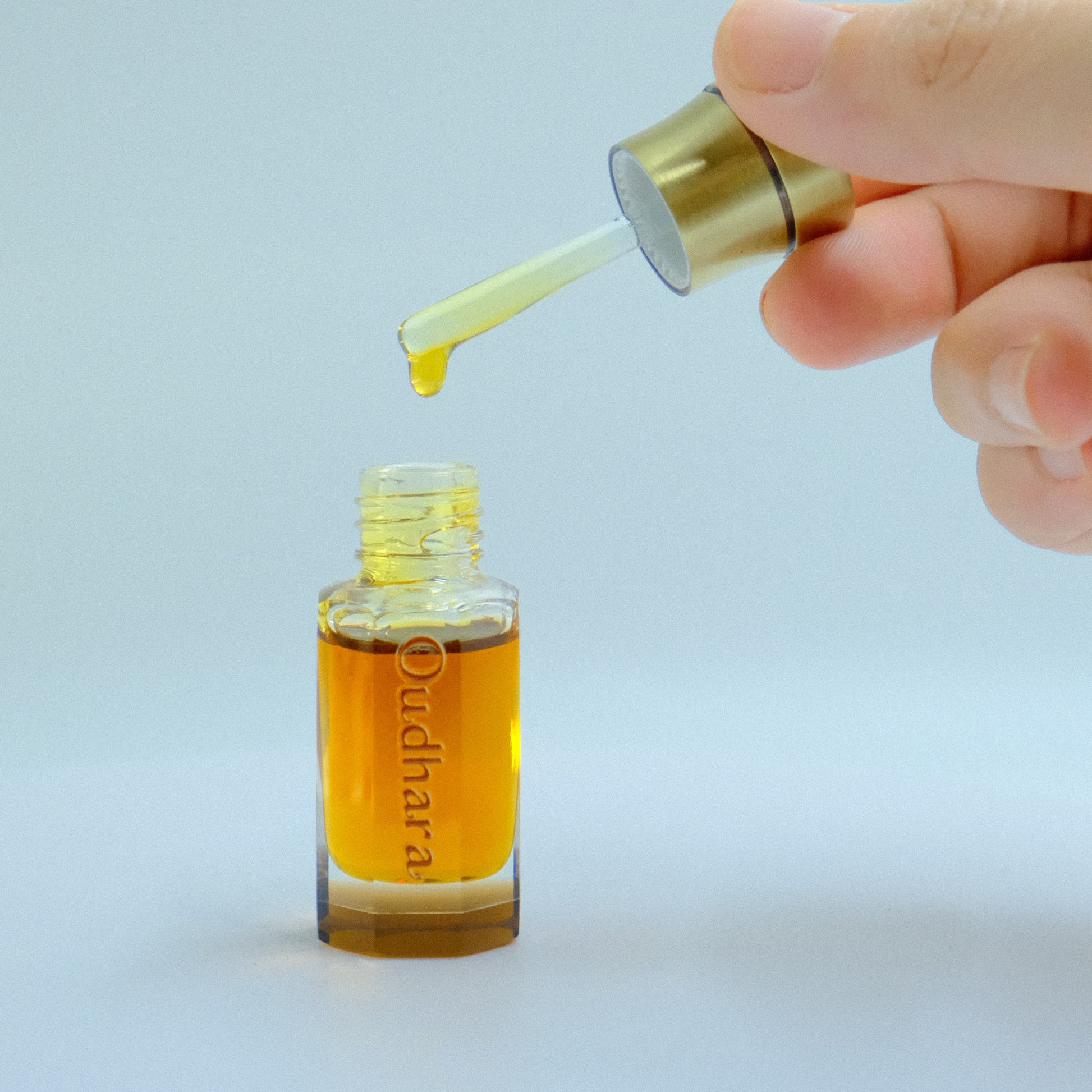 Oudhara Rawda 6ml Arabic Perfume Oil Detail